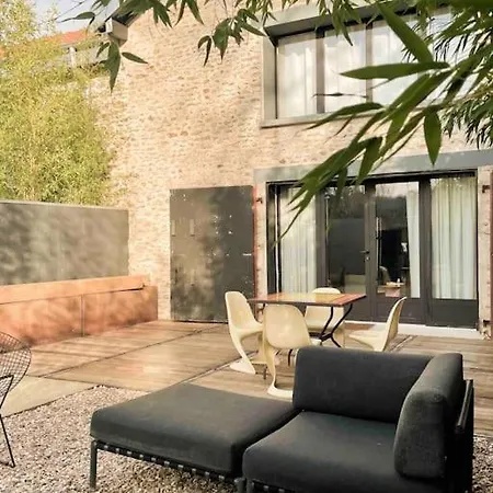 Atypique Ancien Studio De Cinéma 100m2 Grosrouvre